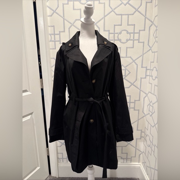 London Fog Trench Coat - Picture 1 of 11